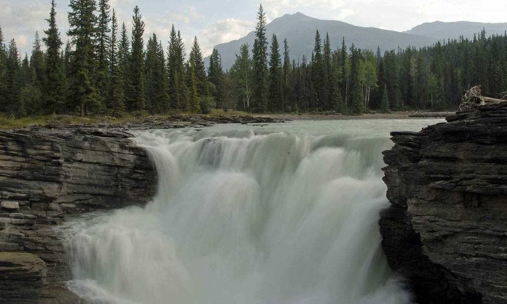 athabasca-falls-canada